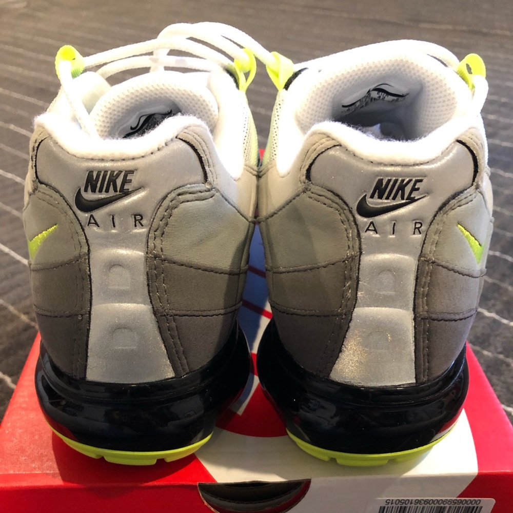 Men’s Nike Air Vapormax 95 - Picture 5 of 7